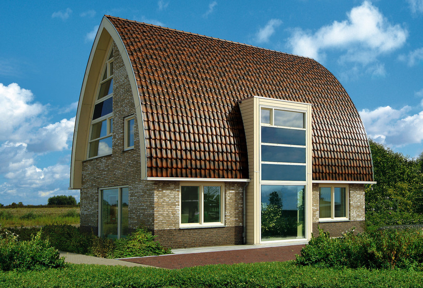 Современный дом с черепицей Piemont рустикальной