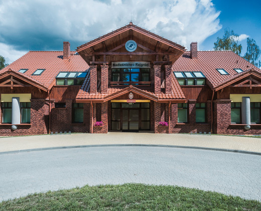 New headquarters of the forest inspectorate in the dam